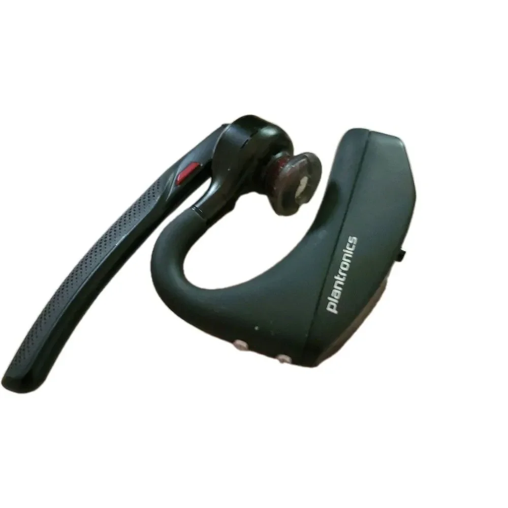 Plantronics Voyager 5200 UC - Bluetooth Headset and Charging Case and Cable